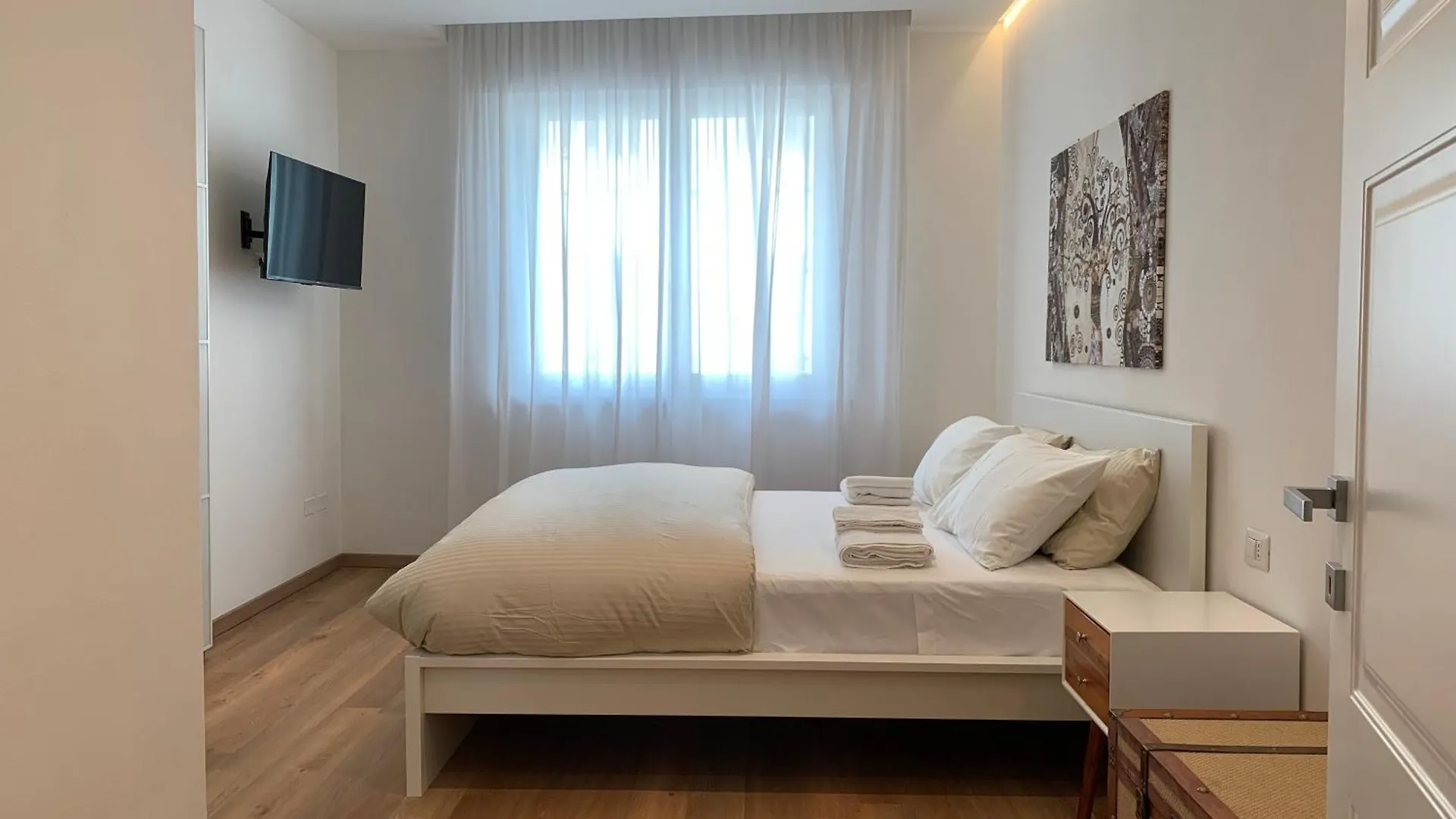 Liberty Apartments Chiesina Uzzanese 0*,