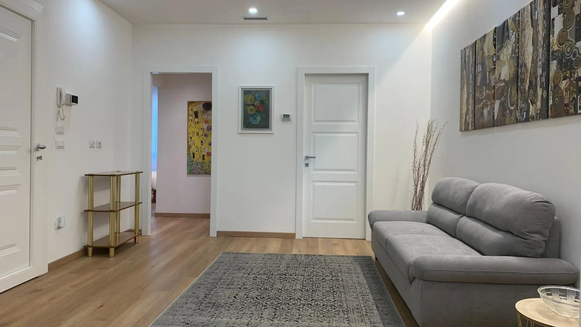 Liberty Apartments Chiesina Uzzanese